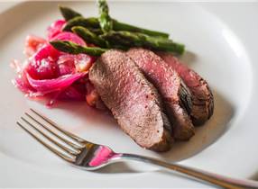 Seared Venison Medallions with Sicilian ‘Agrodolce’ of Red Onions